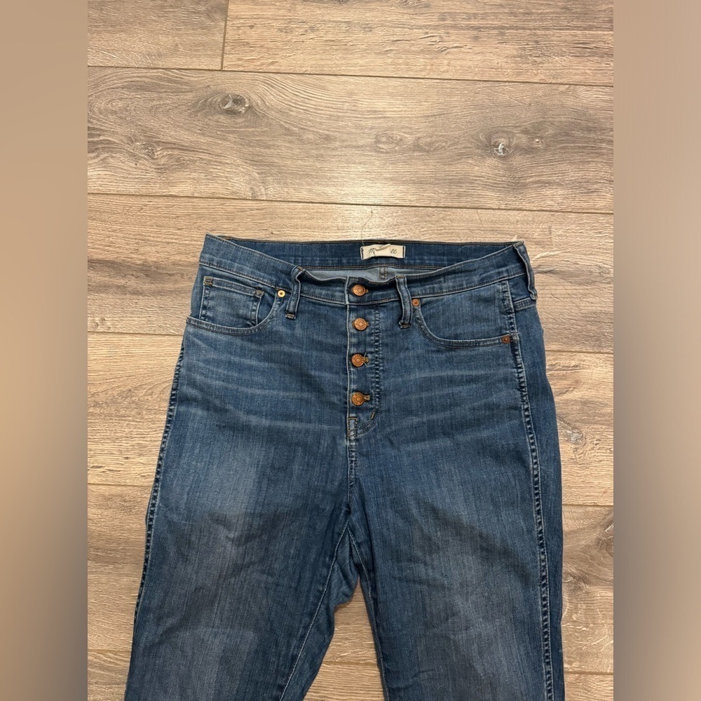 Madewell 10" High -Rise Skinny Crop Jeans - Picture 2 of 9